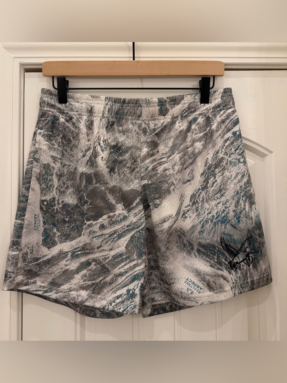 Baseball Lifestyle 101 Realtree Aspect Arctic Shorts